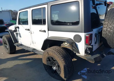 2016 Jeep Wrangler Unlimited Freedom z USA, uszkodzony, nr VIN 1C4BJWDG4GL156552